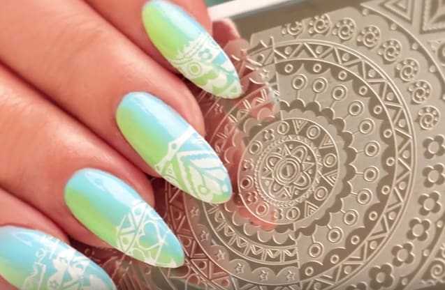 French Nails Hack: Suzie's Five-Minute Mani