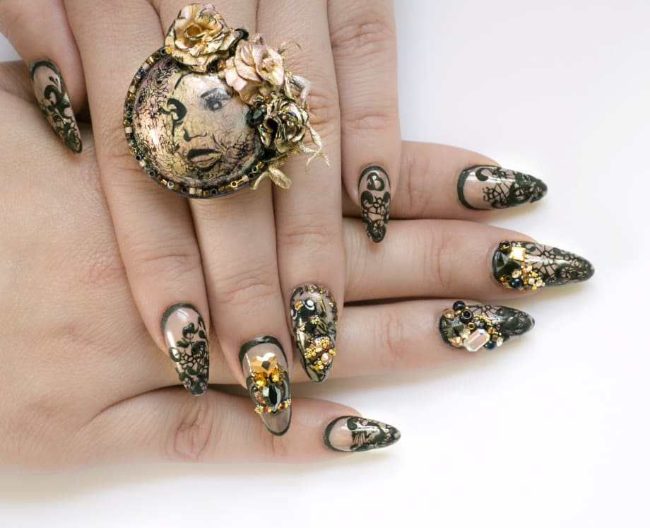 Beyonce Nails for NTNA S.3, Challenge #1 (Szilvia)