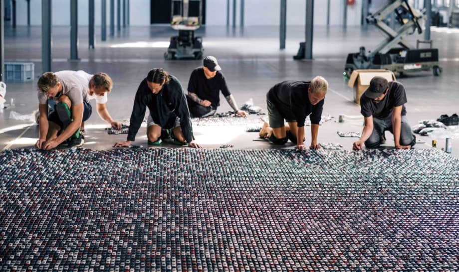 Ad campaign uses 30,000 toy cars to get drivers to take the bus