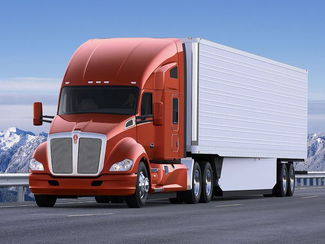 Kenworth T680 Available with MX-11 and Paccar Automated Transmission