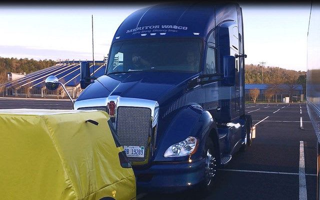 Kenworth Offers OnGuardActive on T680, T880