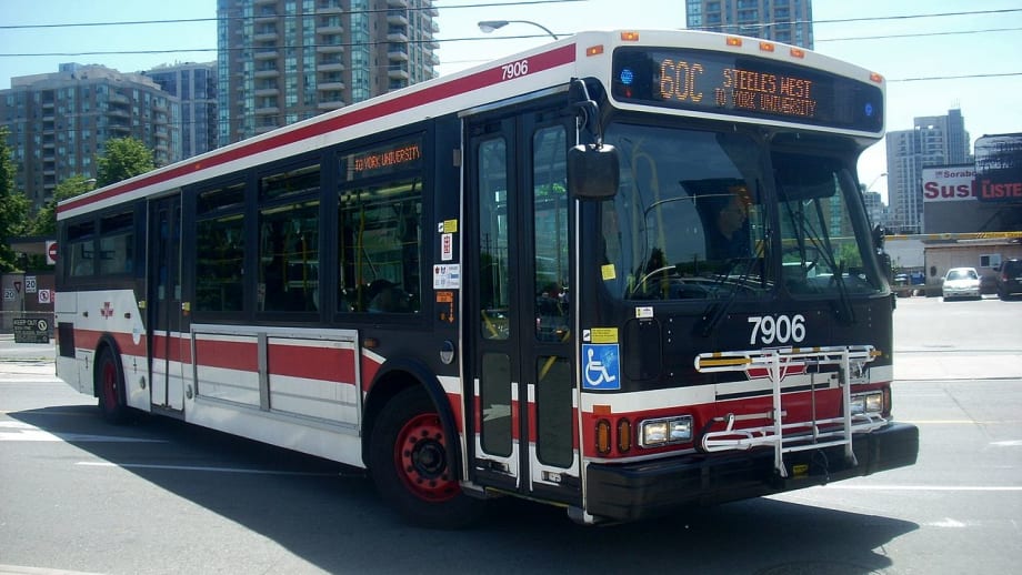 5 injured when Toronto bus, streetcar crash head-on