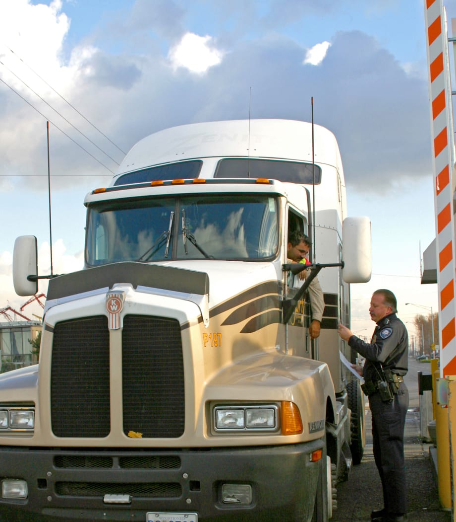 GAO Slams Homeland Security Department Over TWIC Card Readers