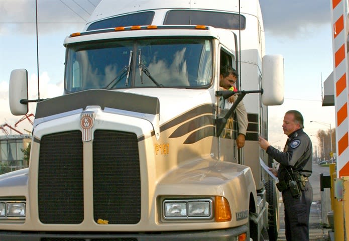 Trucking Applauds Proposed TWIC Driver-Credential Reform Measure