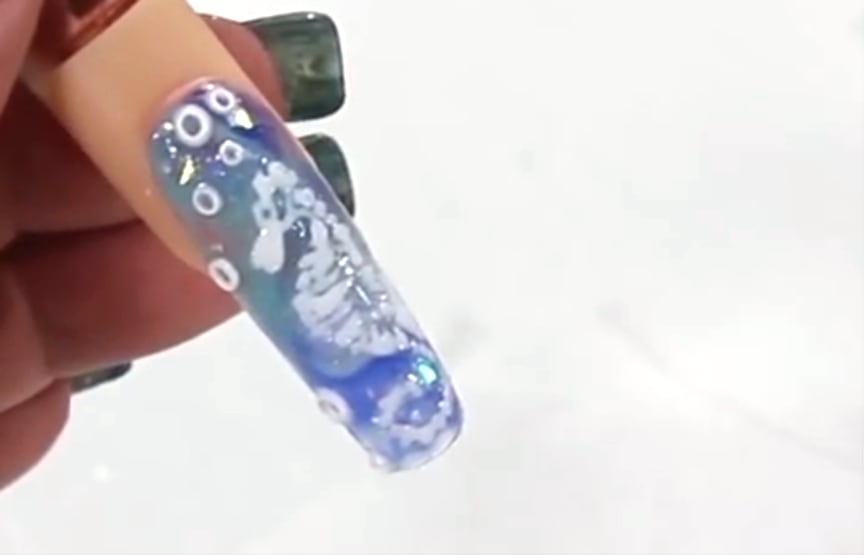 Tammy Taylor: Jelly Pop Seahorse Nail Design