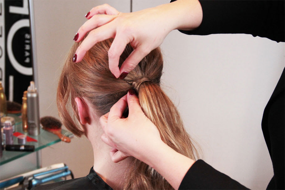 HOW-TO: Taylor Swift's Grammys Power Pony