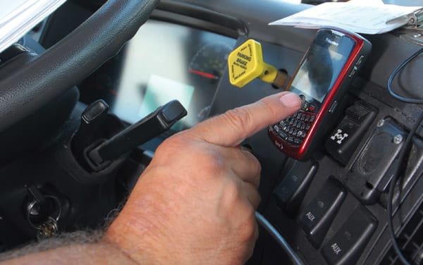 DOT's New Sample Bill Encourages States to Ban Texting