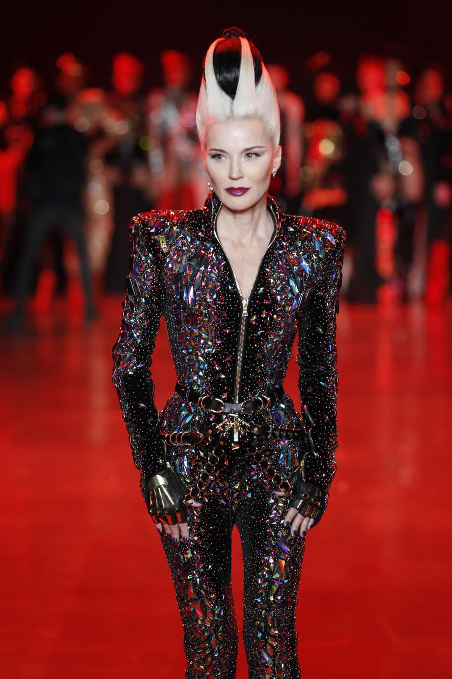 NYFW: Kien Hoang Creates Outer-Worldly Hair at The Blonds