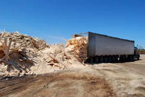 Titan's New Line of Floor Trailers Handles Tough Jobs

