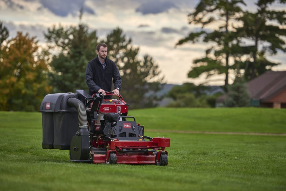 Wiggins Yard eBull Forklift Features Fast Charging Technology
