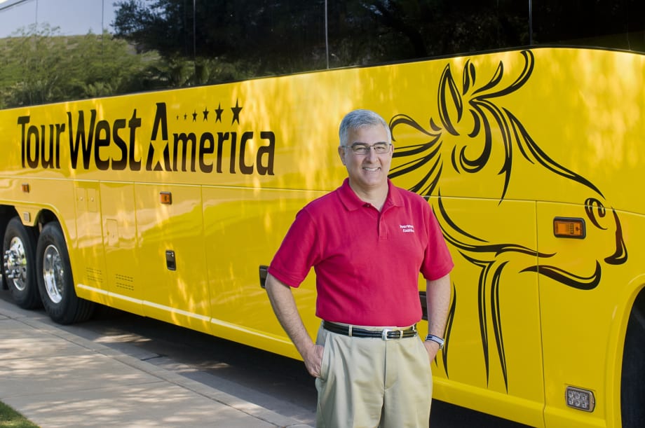 MCI delivers new J4500 to Phoenix