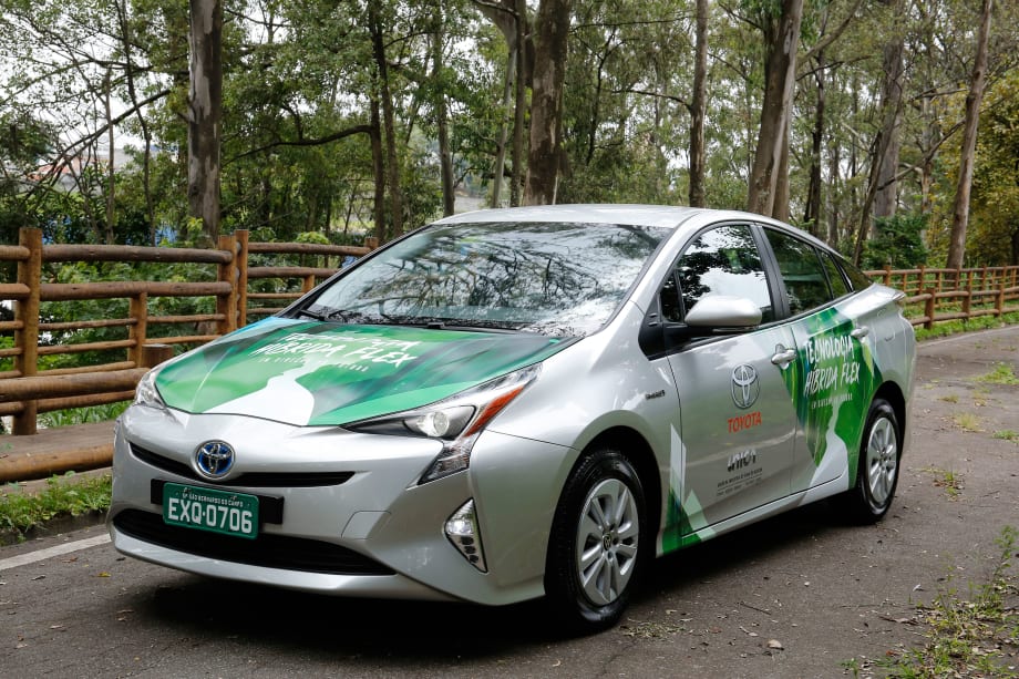 Toyota Unveils Flexible Fuel Hybrid Vehicle for Brazil