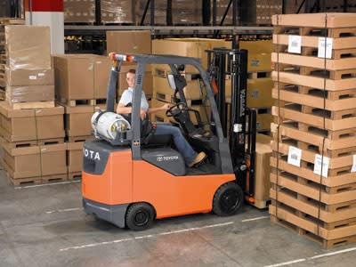 Toyota Unveils 8-Series Lift Truck