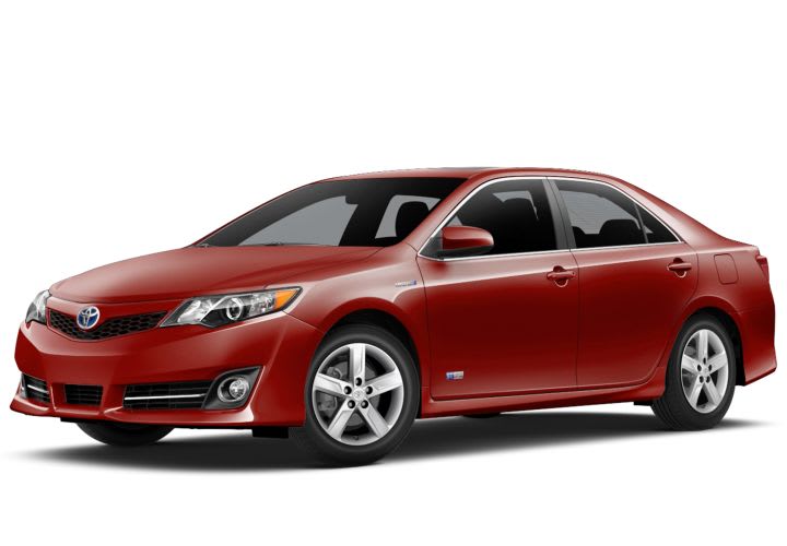 Toyota Brings Sportier Camry Hybrid SE Limited Sedan