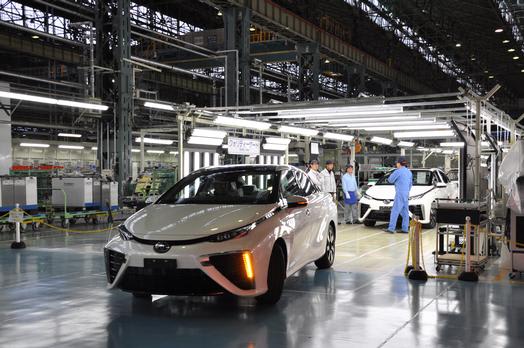 Mazda, Toyota to Share Fuel Cell, Diesel Tech