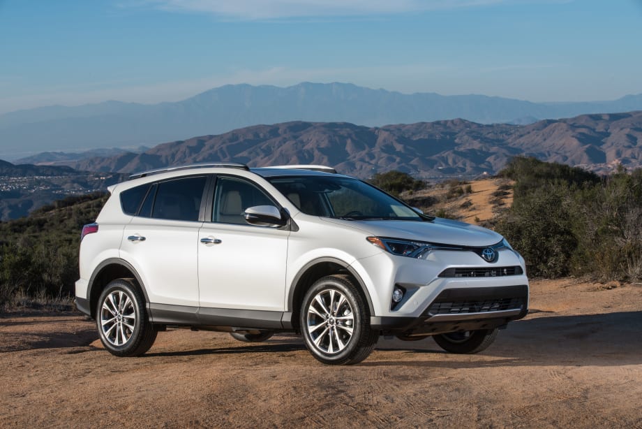 Toyota Lowers RAV4 Price for 2017