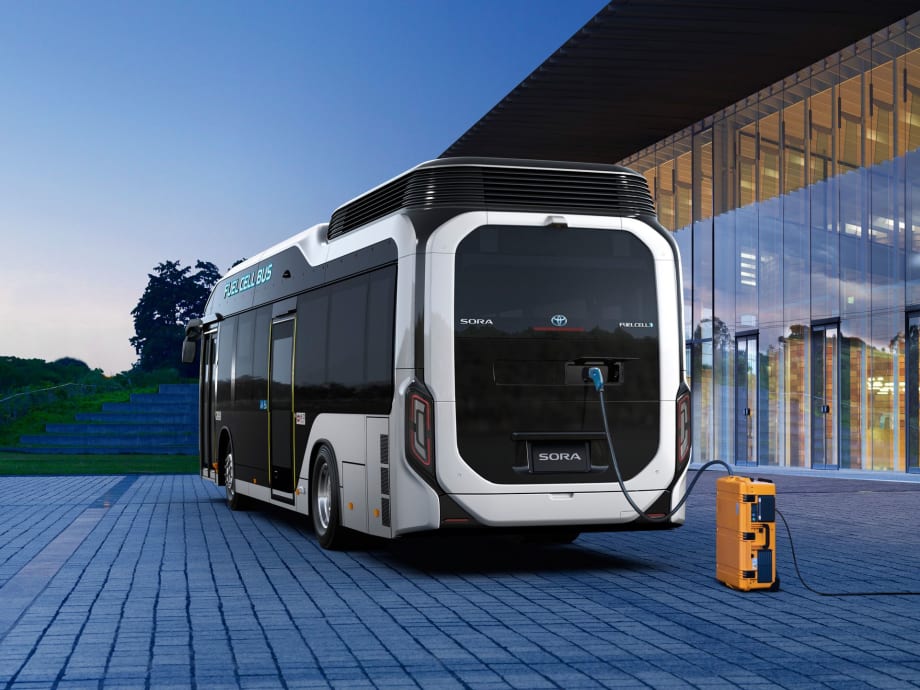 Toyota begins sales of high-tech fuel-cell bus