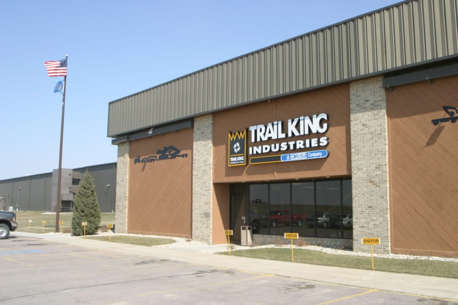 Trail King Acquires Grain Trailer Manufacturer