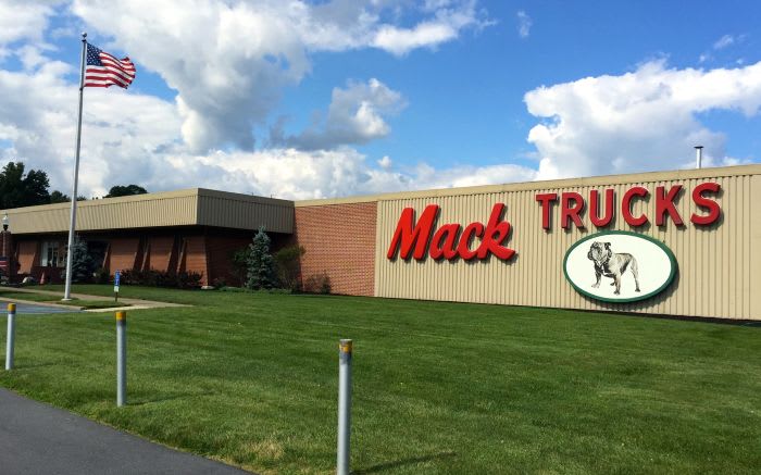 Mack Dealer Celebrates 25-Year Anniversary