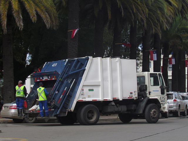 Ohio Mayor Reconsiders Outsourced Trash Collection