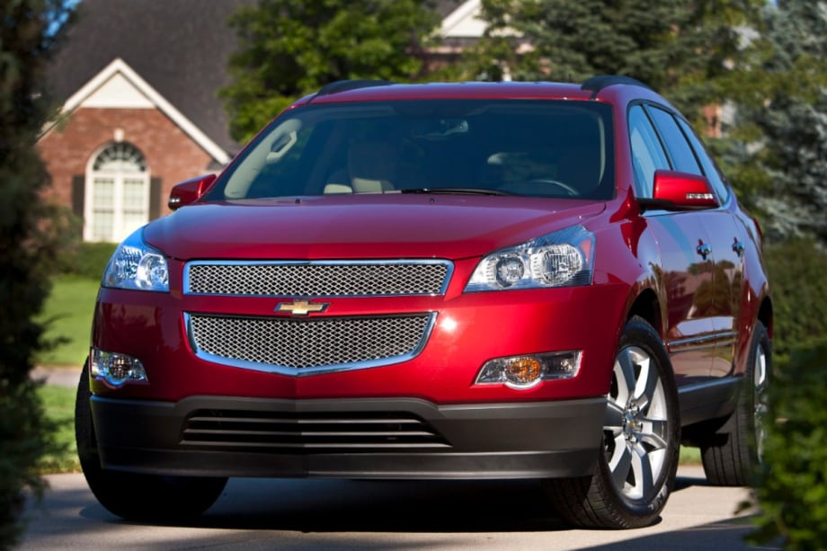 GM Recalls SUVs for Power Liftgates