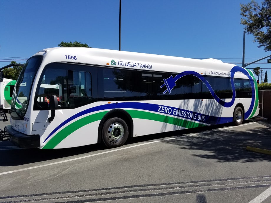 Calif.'s Tri Delta Transit saves 40% on electric bus charging energy costs