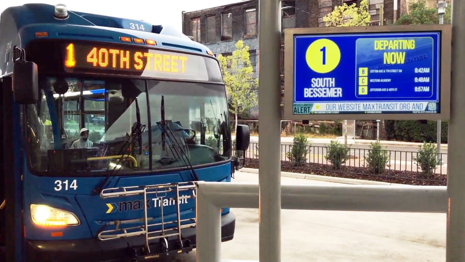 Effective Digital Signage Strategies for Small- to Mid-Sized Transit Agencies