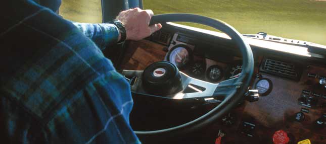 Survey: More Truck Drivers Embracing Technology and Eco-Friendly Practices