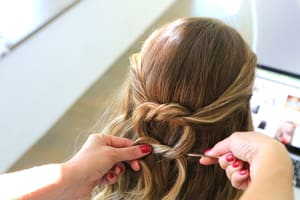 HOW-TO: Nautical Knot Half-Up Style