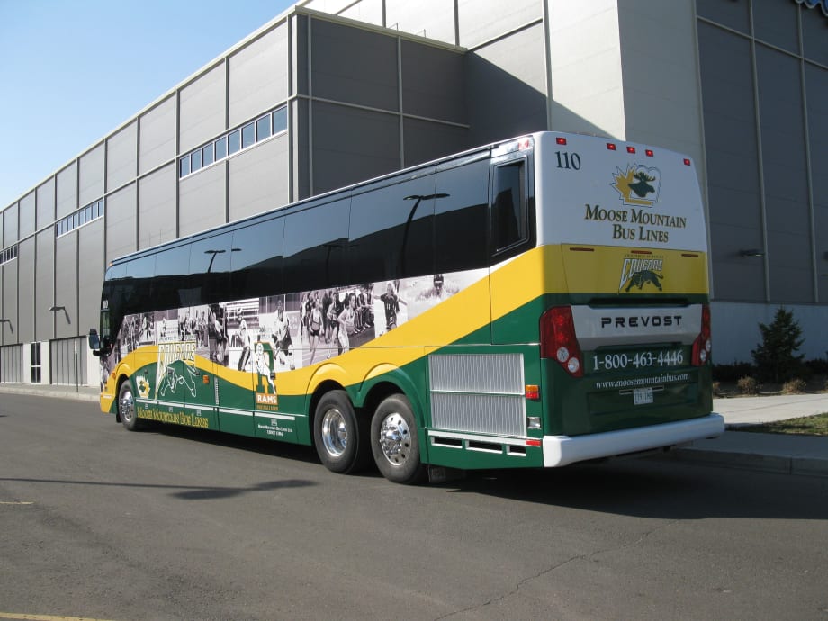 Prevost delivers H3-45 to Saskatchewan