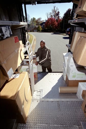 UPS First Quarter Profit Tops $1 Billion