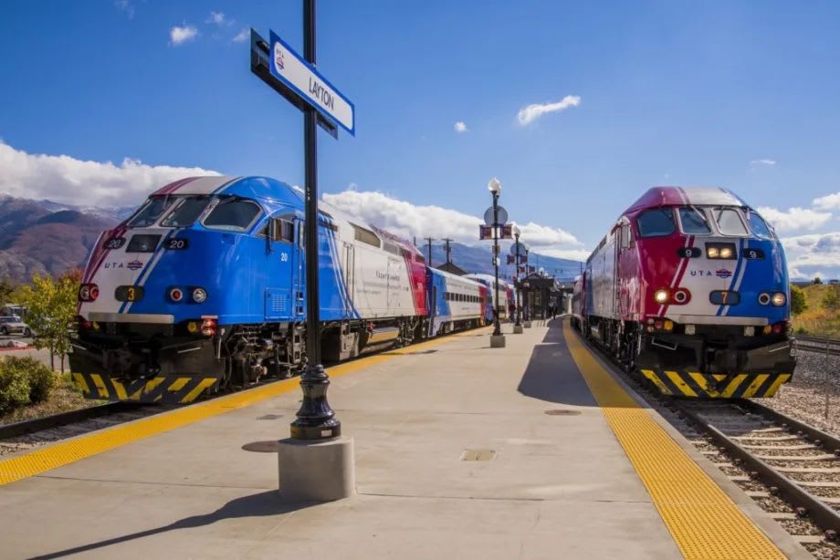 UTA FrontRunner vehicles.