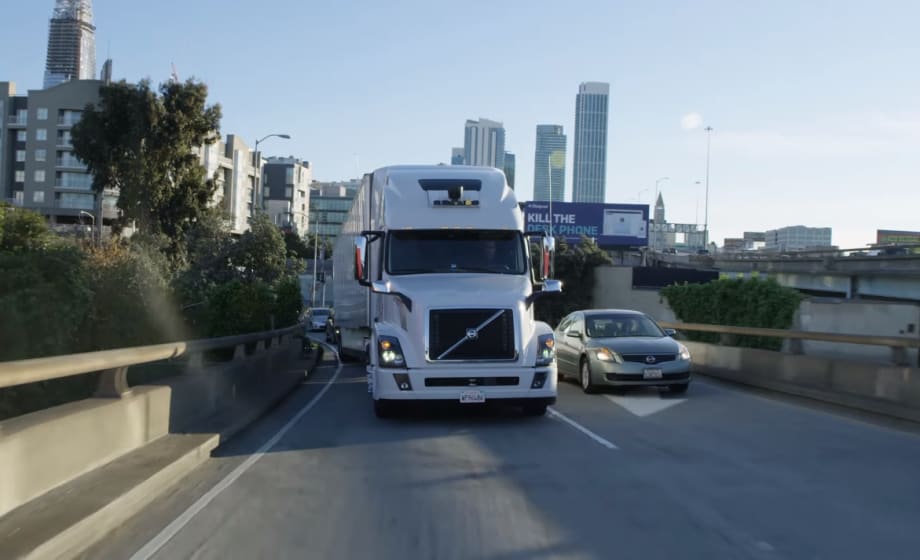 Uber Shows Off Latest Autonomous Truck Design