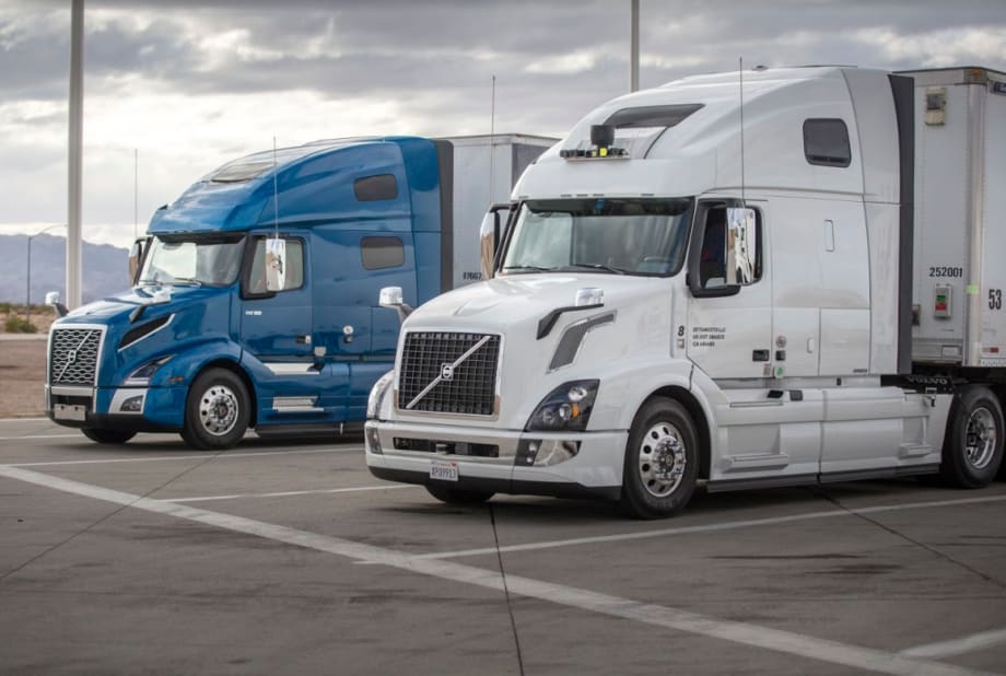 Uber Highlights Self-Driving Truck Hauling Goods Cross Country