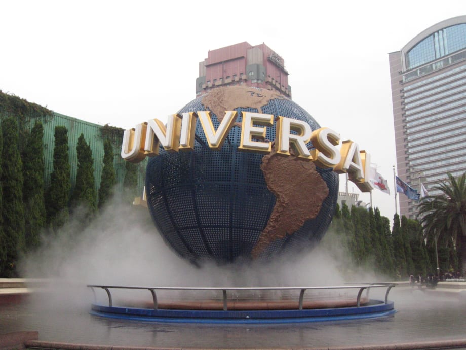 Avis Named Rental Partner of Universal Parks