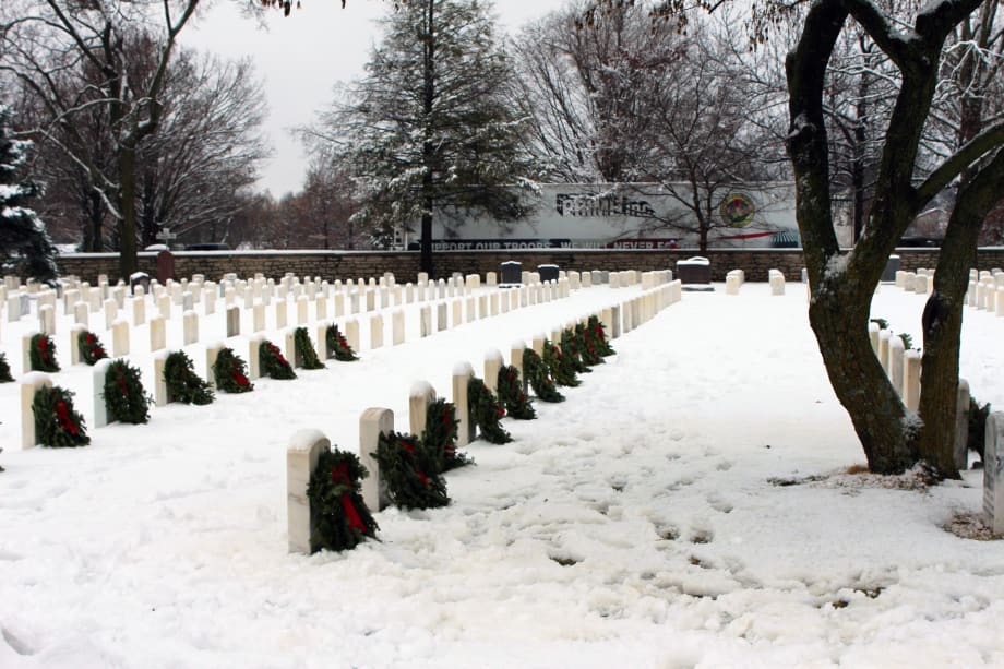 Wreaths Across America Honors Veterans With 540,000 Wreaths