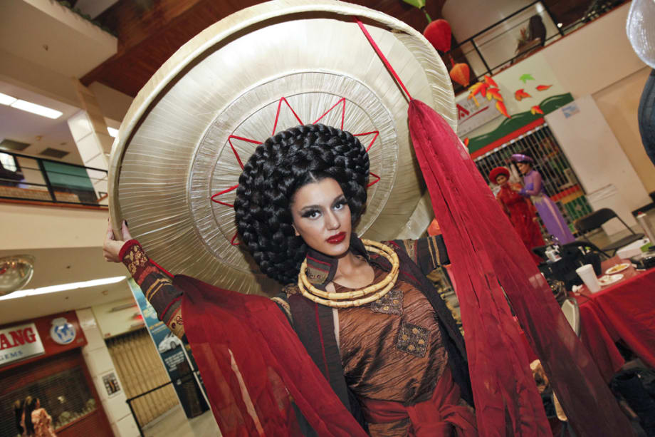Viet Fashion Week 2013: Behind the Scenes