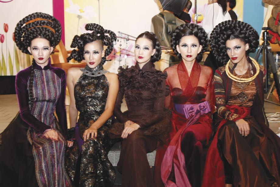 Viet Fashion Week 2013: Behind the Scenes