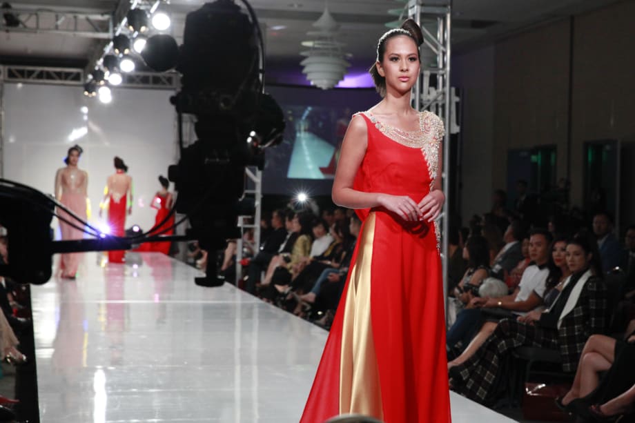 Viet Fashion Week 2015: On the Runway