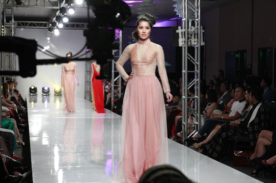 Viet Fashion Week 2015: On the Runway