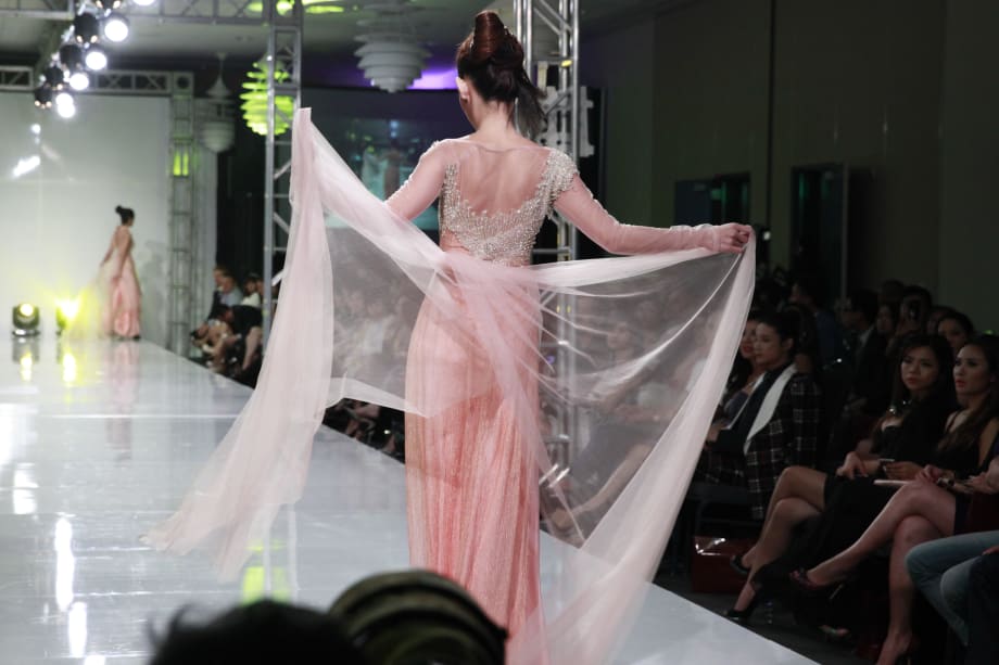 Viet Fashion Week 2015: On the Runway
