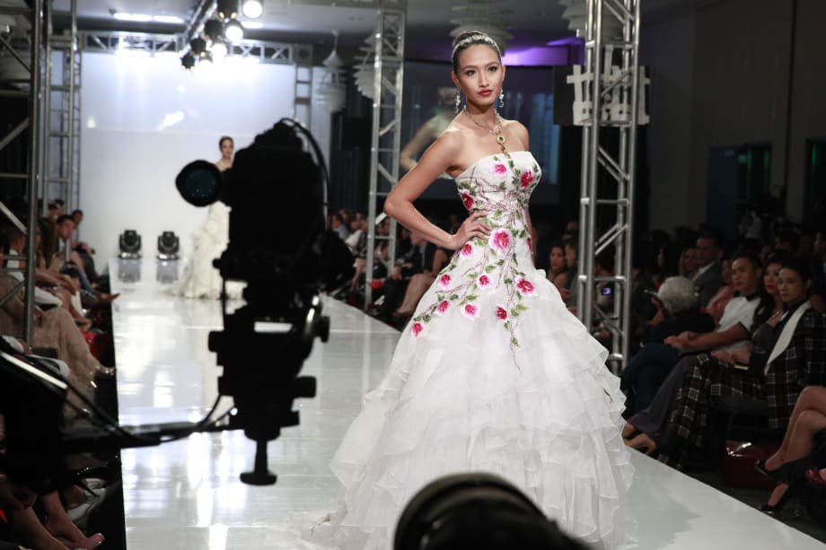 Viet Fashion Week 2015: On the Runway
