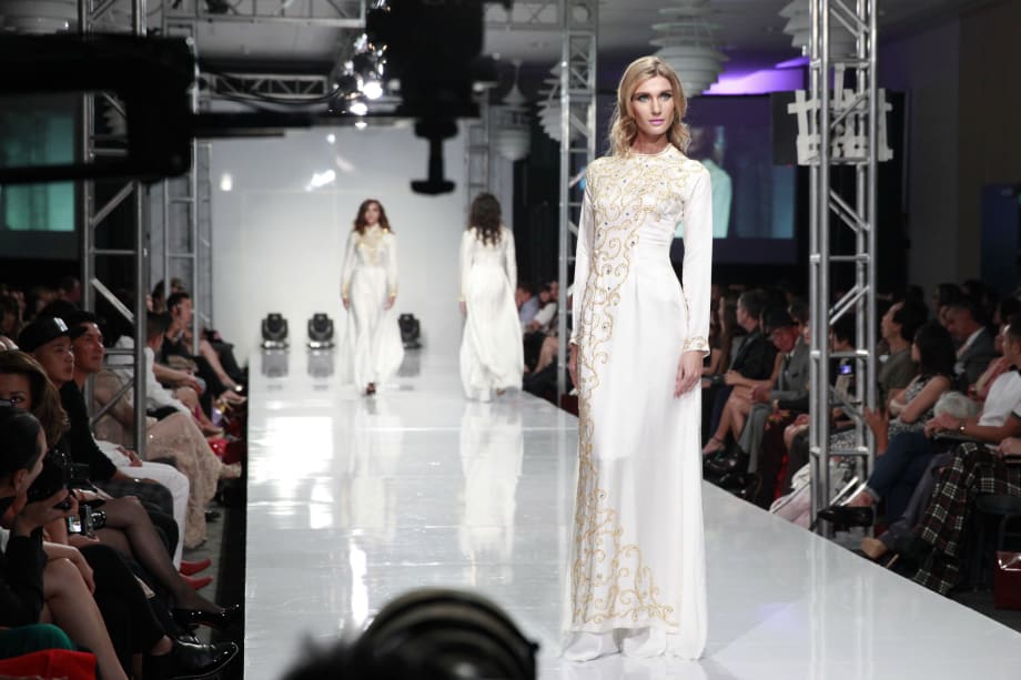 Viet Fashion Week 2015: On the Runway