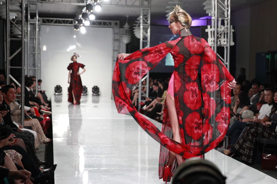 Viet Fashion Week 2015: On the Runway
