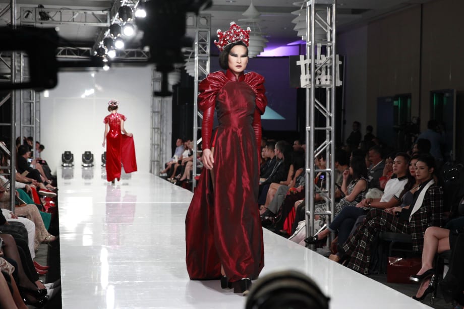 Viet Fashion Week 2015: On the Runway