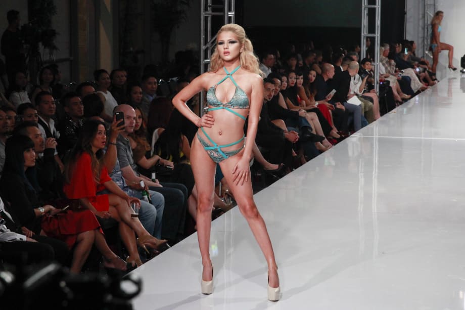 Viet Fashion Week 2015: On the Runway