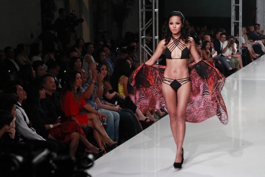 Viet Fashion Week 2015: On the Runway