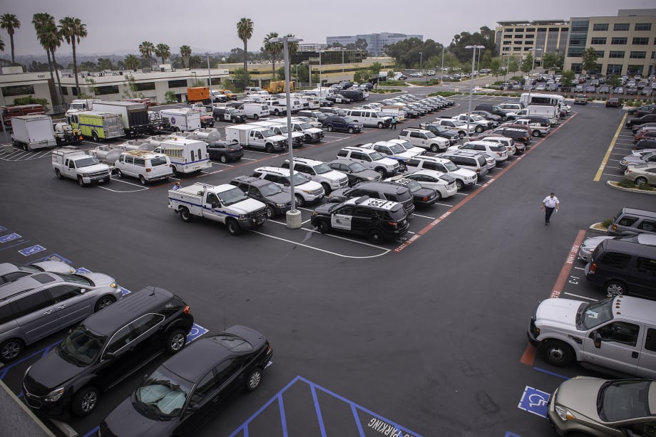 Kansas PD Buys Tesla, Cites Hybrids as "Unfavorable"