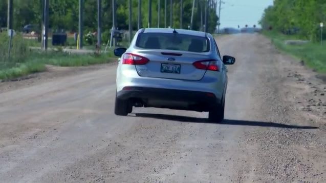 Video Safety Tip: How to Drive on Gravel