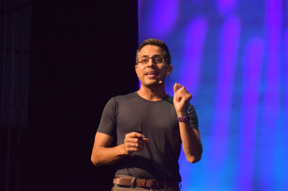 The Absolute Most Inspiring Way to End a Business Conference